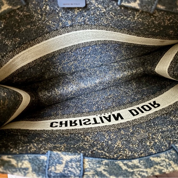 Dior Large Book Tote Brocart Embroidery With Denim Effect - Picture 9 of 12